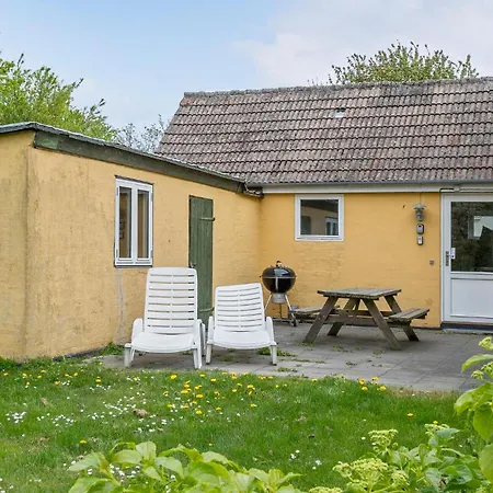 Feriehus 4 Bedroom Amazing In Ostermarie