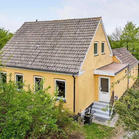 4 Bedroom Amazing In * Østermarie