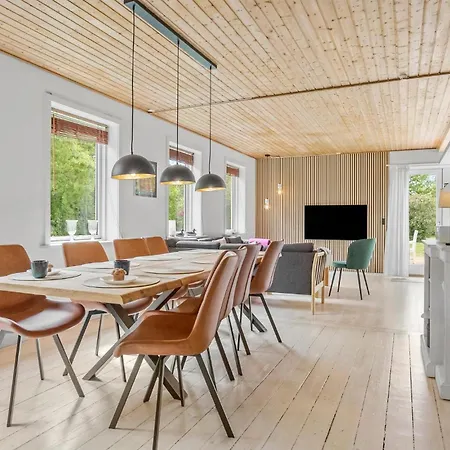 4 Bedroom Amazing In Ostermarie